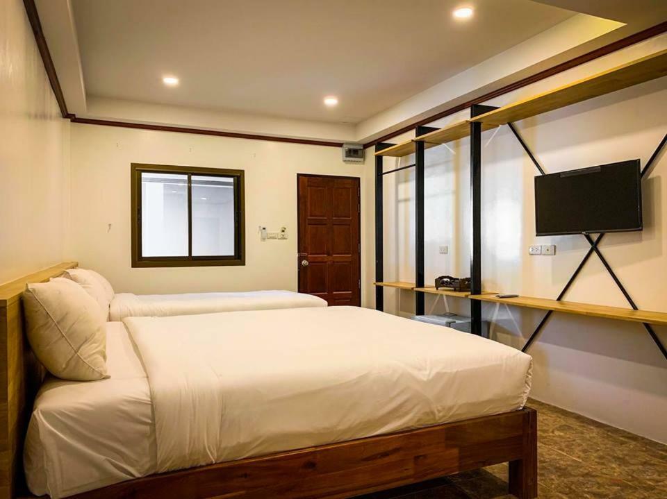 Coconut Grove Hotel Samui 차웽 외부 사진