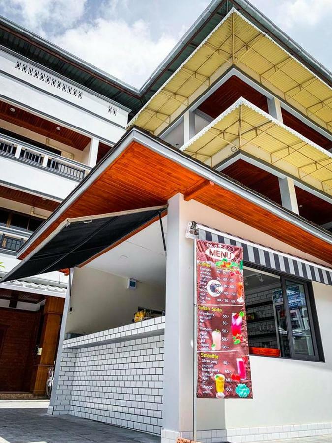 Coconut Grove Hotel Samui 차웽 외부 사진