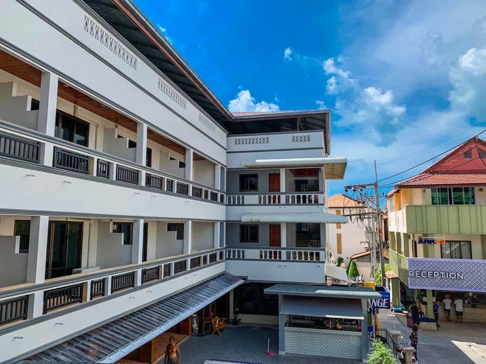 Coconut Grove Hotel Samui 차웽 외부 사진