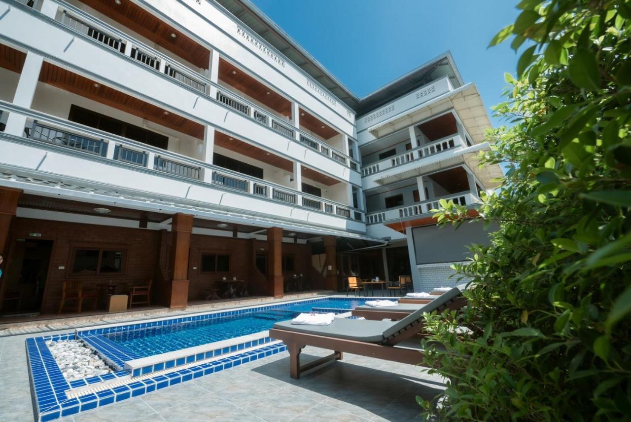 Coconut Grove Hotel Samui 차웽 외부 사진