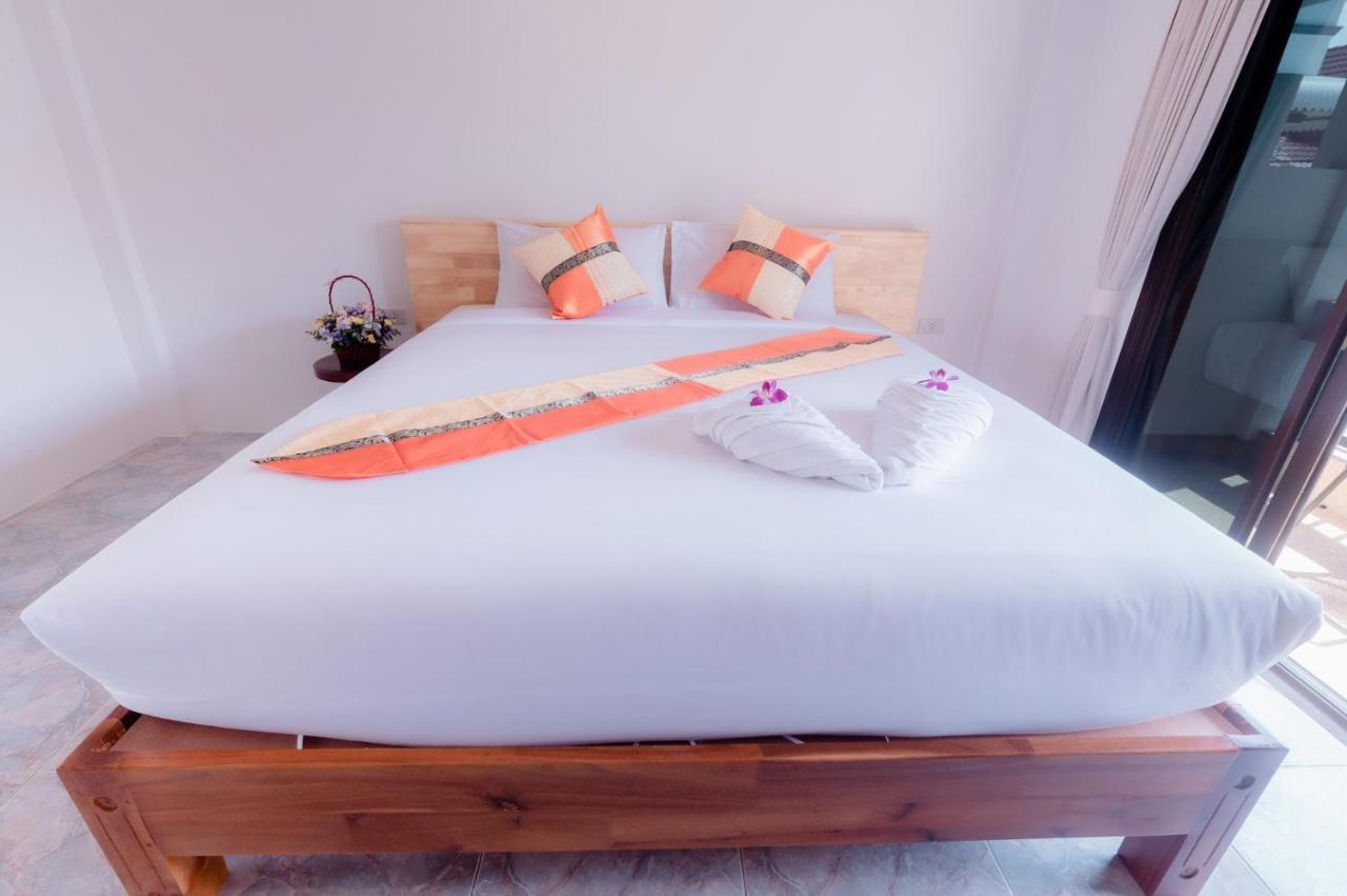 Coconut Grove Hotel Samui 차웽 외부 사진