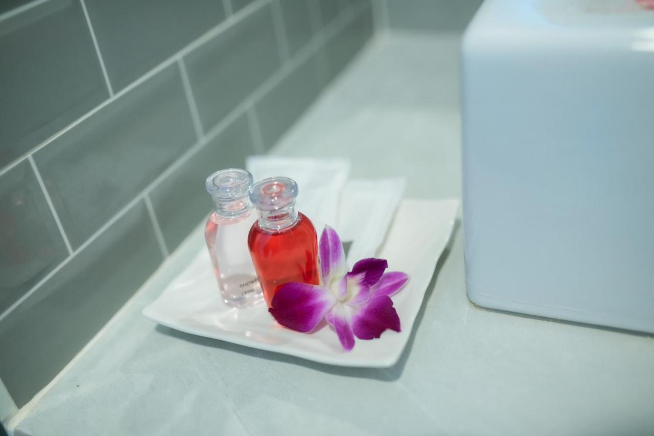 Coconut Grove Hotel Samui 차웽 외부 사진