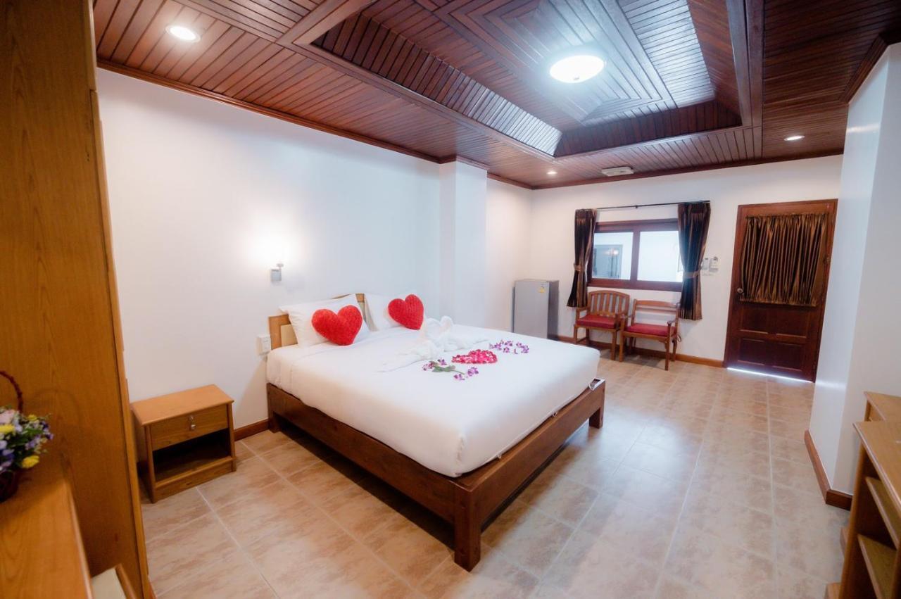 Coconut Grove Hotel Samui 차웽 외부 사진