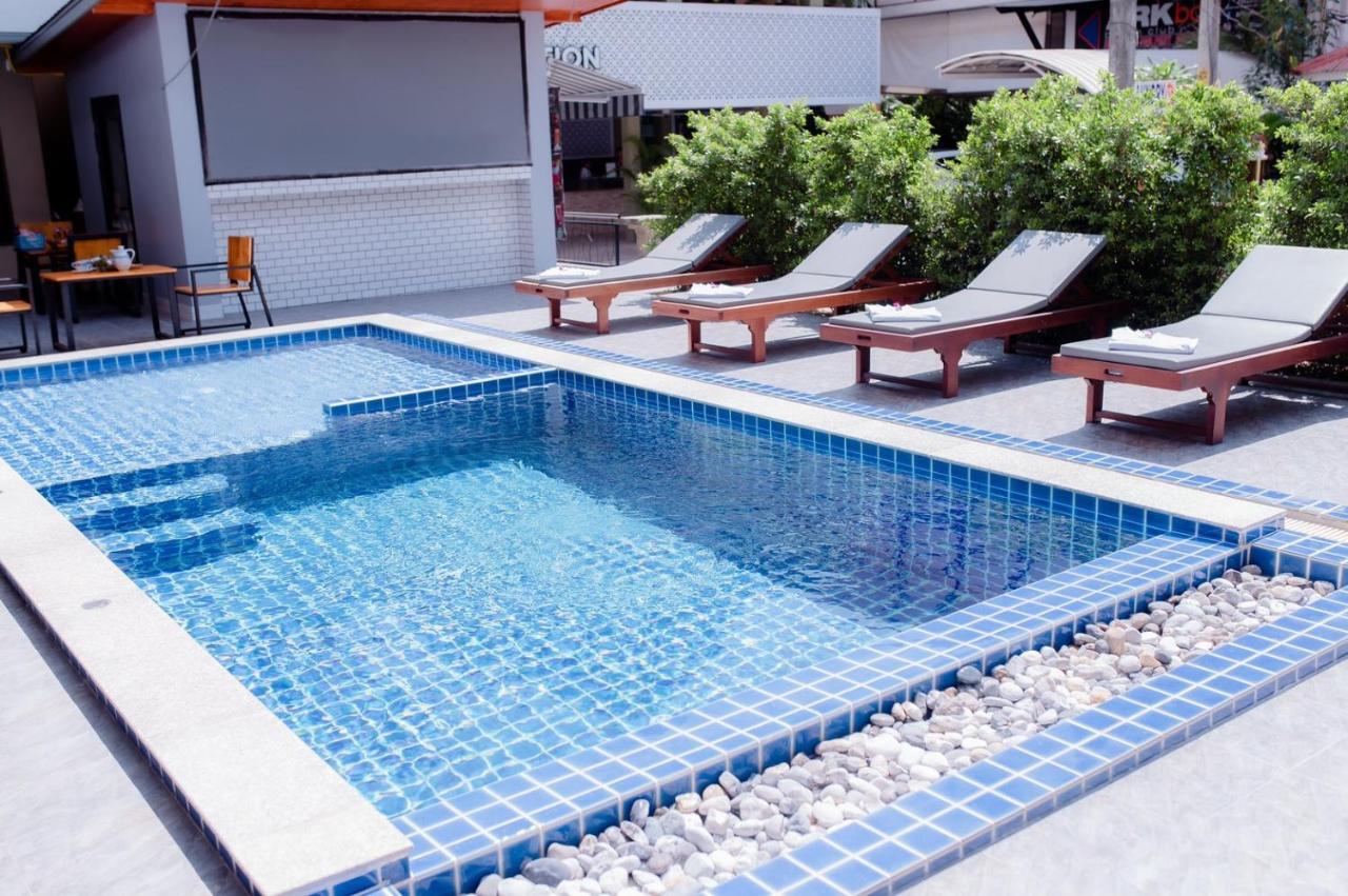 Coconut Grove Hotel Samui 차웽 외부 사진