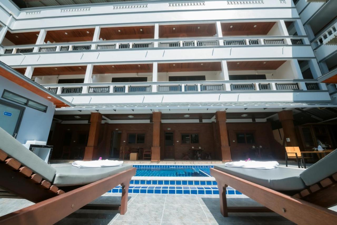 Coconut Grove Hotel Samui 차웽 외부 사진
